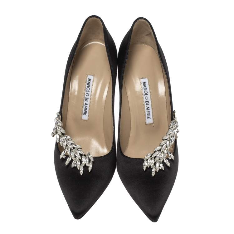 Pre Owned Manolo Blahnik Black Satin Nadira Crystal Embellished Pointed Toe Pumps Size 39.5