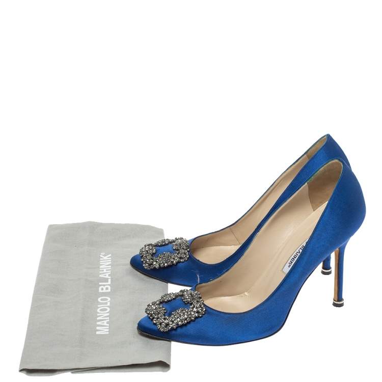 Pre Owned Manolo Blahnik Bllue Satin Hangisi Crystal Embellished Pumps Size 38.5