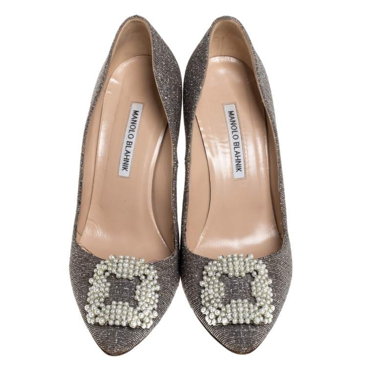 Pre Owned Manolo Blahnik Metallic Glitter Fabric Hangisi Pearl Embellished Pumps Size 39