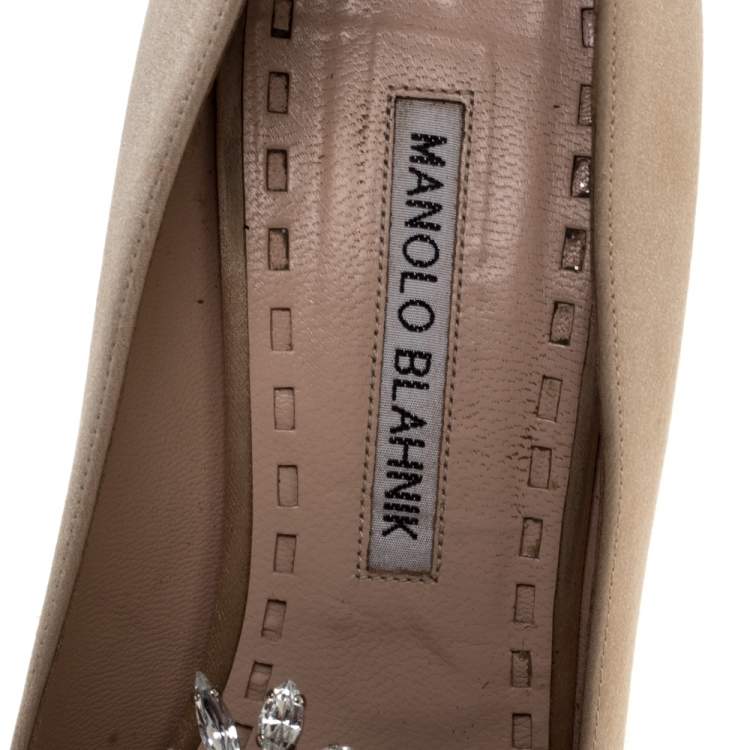 Pre Owned Manolo Blahnik Beige Satin Nadira Crystal Embellished Pointed Toe Pumps Size 38.5
