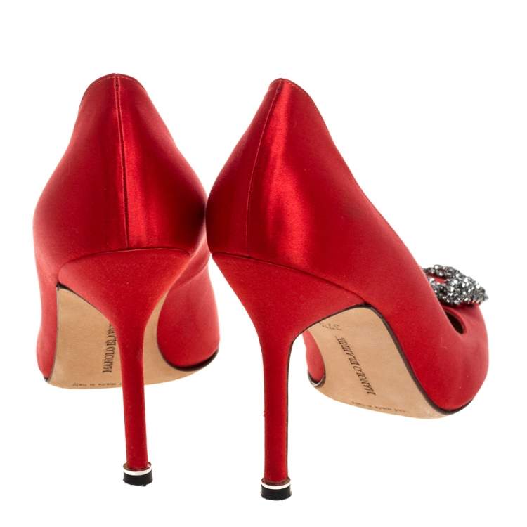 Pre Owned Manolo Blahnik Red Satin Hangisi Embellished Pointed Toe Pumps Size 37.5