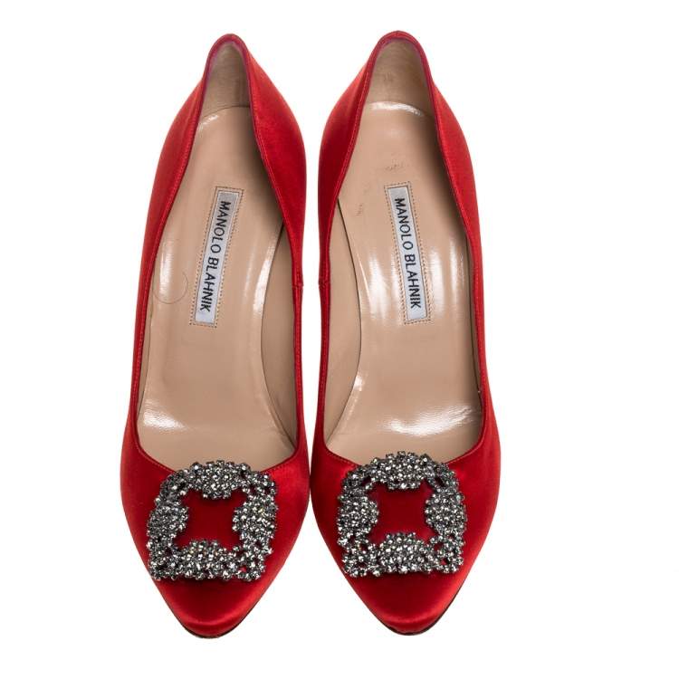 Pre Owned Manolo Blahnik Red Satin Hangisi Embellished Pointed Toe Pumps Size 37.5