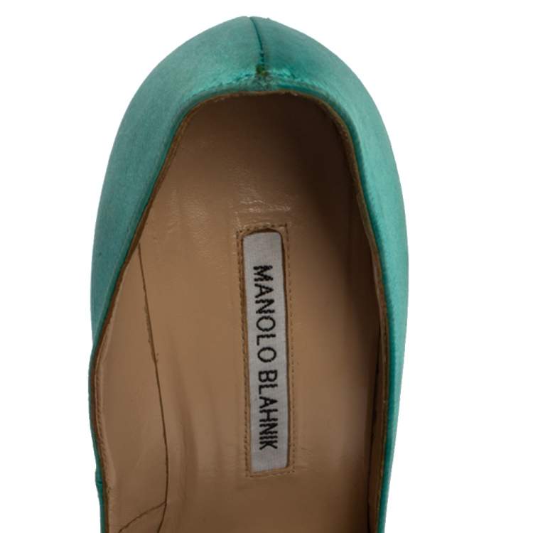 Pre Owned Manolo Blahnik Blue Satin Hangisi Crystal Embellished Pumps Size 38.5