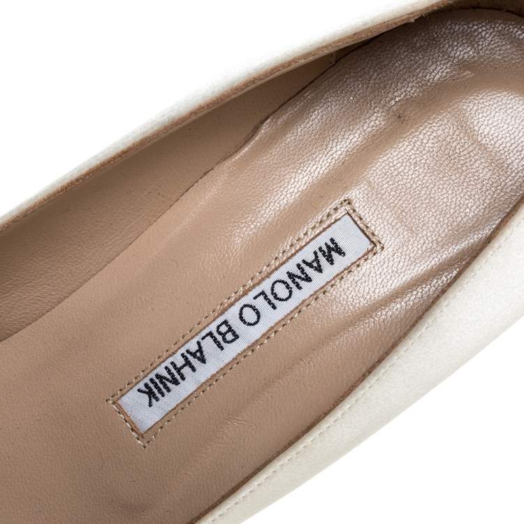 Pre Owned Manolo Blahnik White Satin Crystal Embellished Borlak Pumps Size 40