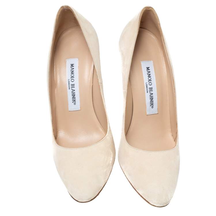 Pre Owned Manolo Blahnik Beige Suede BB Round Toe Pumps Size 36