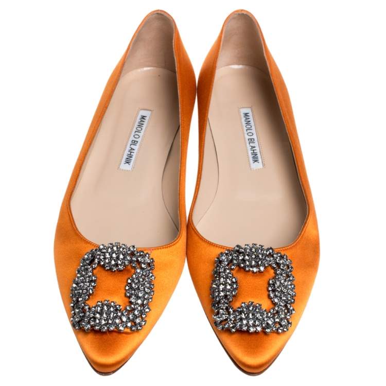 Pre Owned Manolo Blahnik Orange Satin Hangisi Crystal Embellished Flats Size 39.5