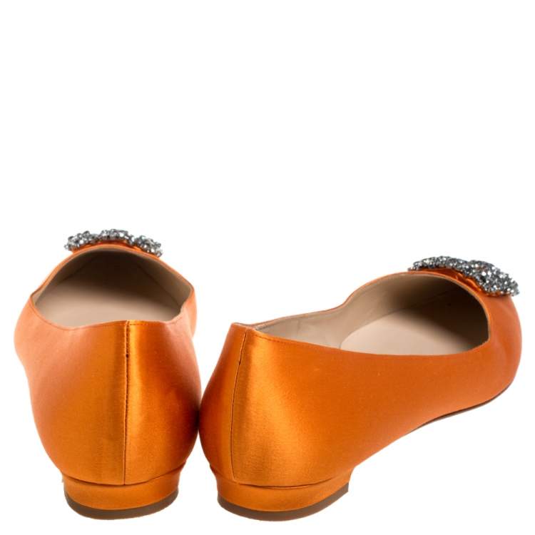 Pre Owned Manolo Blahnik Orange Satin Hangisi Crystal Embellished Flats Size 39.5