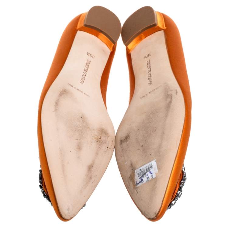 Pre Owned Manolo Blahnik Orange Satin Hangisi Crystal Embellished Flats Size 39.5