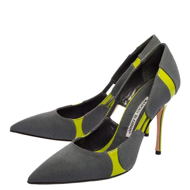 Pre Owned Manolo Blahnik Grey/Green Canvas And Leather Pointed Toe Pumps Size 37