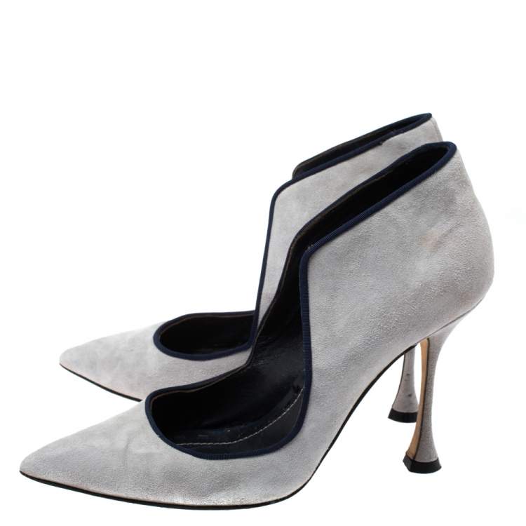 Pre Owned Manolo Blahnik Grey Suede Espedal Collar Pointed Toe Pumps Size 38