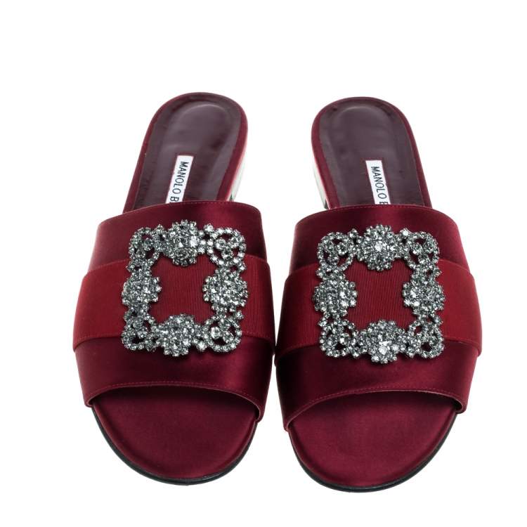 Pre Owned Manolo Blahnik Burgundy Satin Martamod Flats Size 40