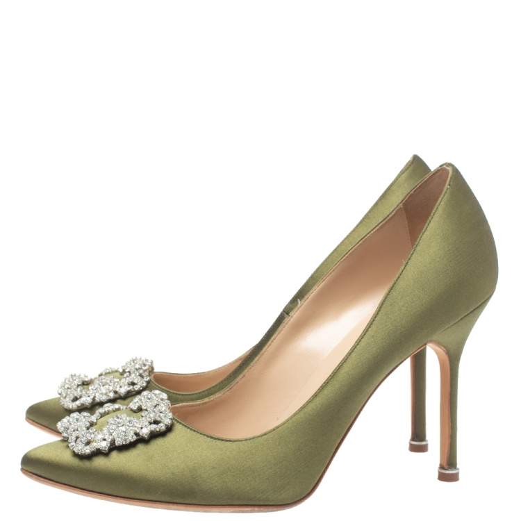 Pre Owned Manolo Blahnik Green Satin Hangisi Pumps Size 39.5