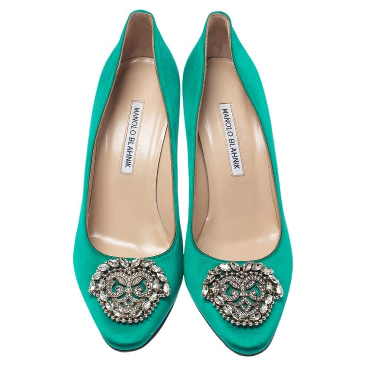 Pre Owned Manolo Blahnik Green Satin Crystal Embellished Okkato Pumps Size 40.5