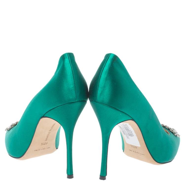 Pre Owned Manolo Blahnik Green Satin Crystal Embellished Okkato Pumps Size 40.5