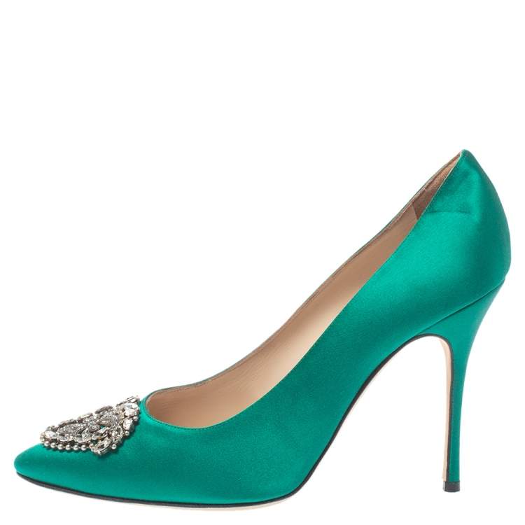 Pre Owned Manolo Blahnik Green Satin Crystal Embellished Okkato Pumps Size 40.5