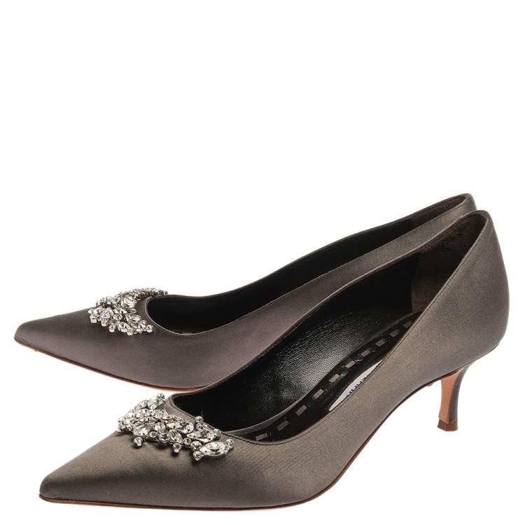 Pre Owned Manolo Blahnik Grey Satin Crystal Embellished Pumps Size 40