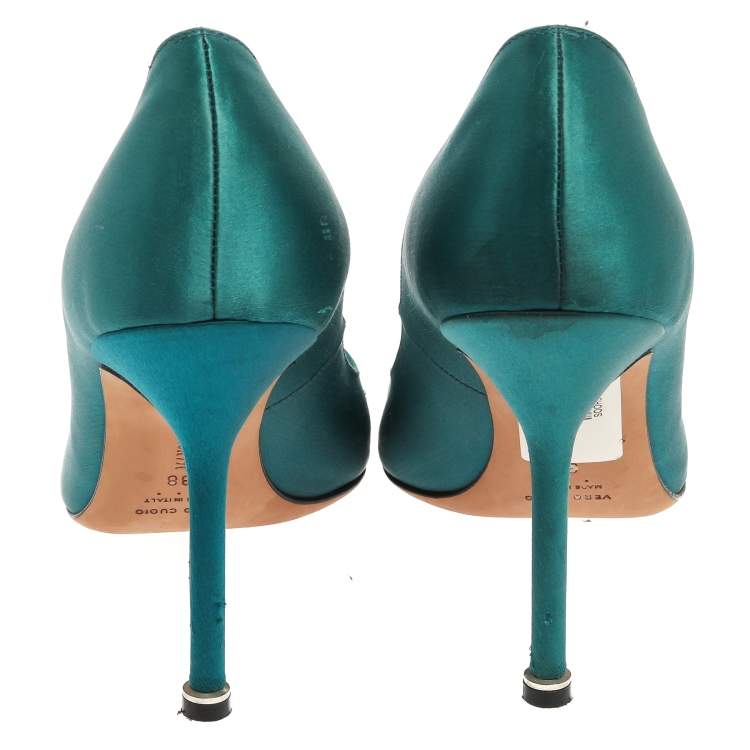 Pre Owned Manolo Blahnik Blue Satin Hangisi Crystal Embellished Pumps Size 38
