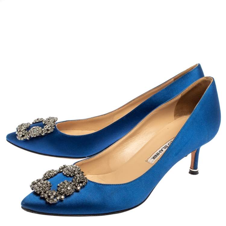 Pre Owned Manolo Blahnik Blue Satin Hangisi Pumps Size 37.5