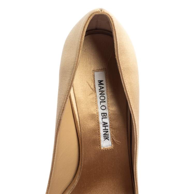 Pre Owned Manolo Blahnik Beige Satin Matik Peep Toe Pumps Size 37