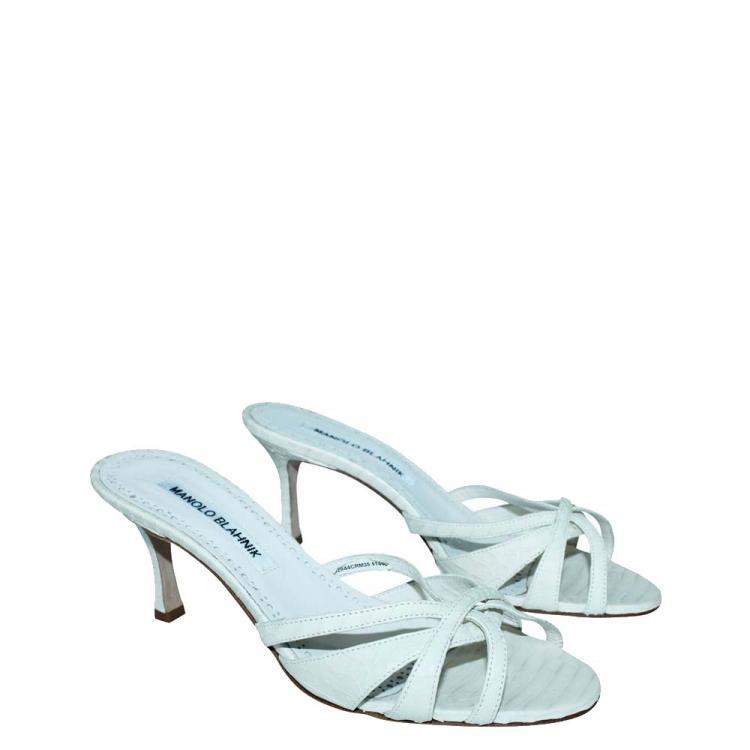 Pre Owned Manolo Blahnik White Leather Kitten heel Mules Size 35