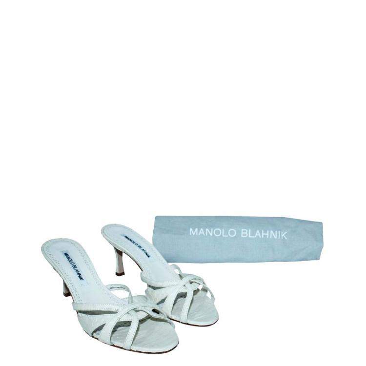 Pre Owned Manolo Blahnik White Leather Kitten heel Mules Size 35