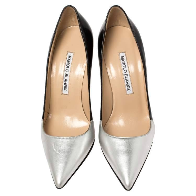 Pre Owned Manolo Blahnik Silver/Black Leather Osmana Pointed Toe Pumps Size 35.5