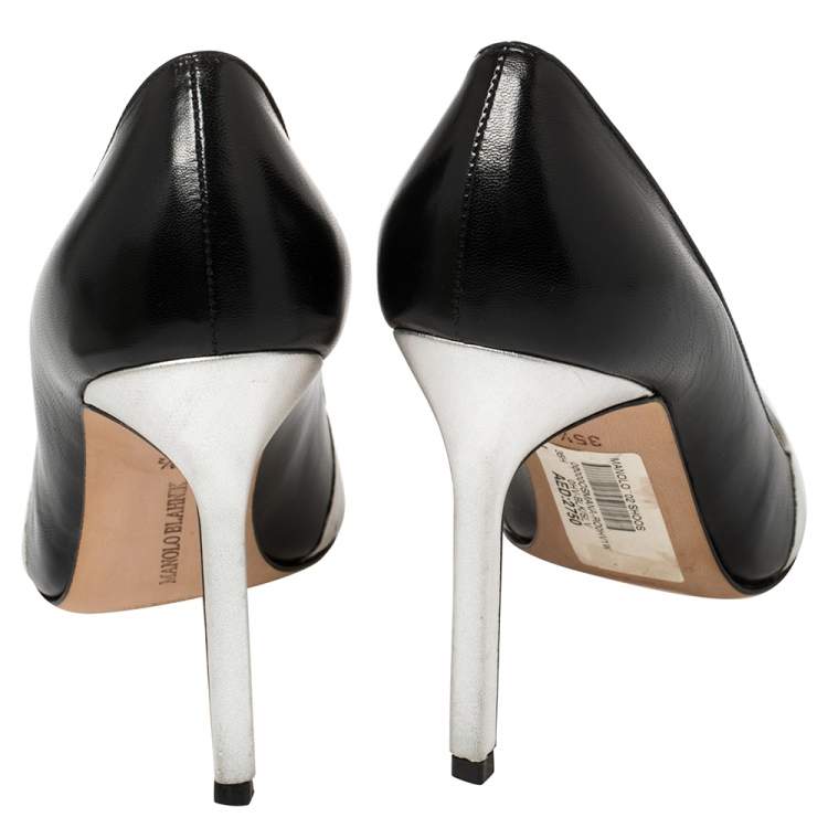 Pre Owned Manolo Blahnik Silver/Black Leather Osmana Pointed Toe Pumps Size 35.5