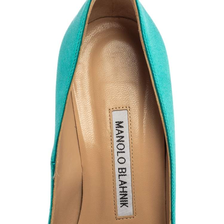 Pre Owned Manolo Blahnik Blue Satin Hangisi Crystal Embellished Pumps Size 35.5