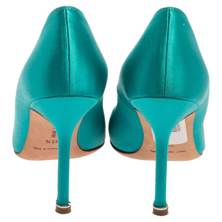Pre Owned Manolo Blahnik Blue Satin Hangisi Crystal Embellished Pumps Size 35.5