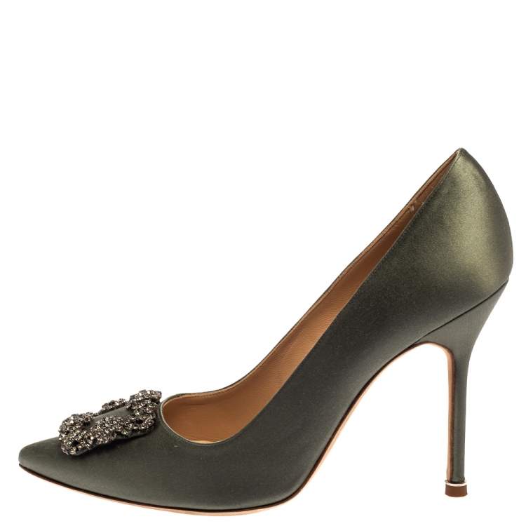 Pre Owned Manolo Blahnik Grey Satin Hangisi Pumps Size 40