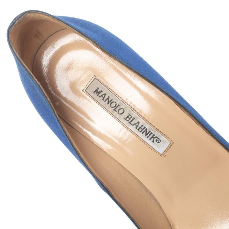 Pre Owned Manolo Blahnik Blue Satin Hangisi  Pumps Size 38.5