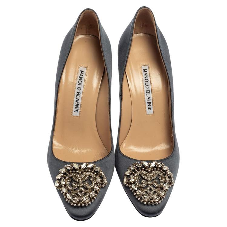 Pre Owned  Manolo Blahnik Grey Satin Okkaava Emerald Pumps Size 36.5