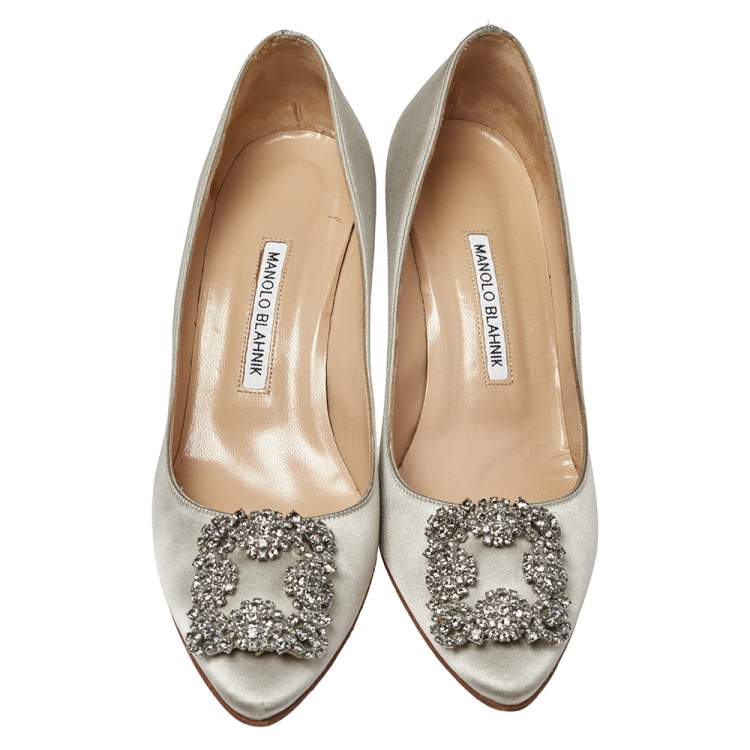 Pre Owned Manolo Blahnik Grey Satin Hangisi Pointed Toe Pumps Size 39