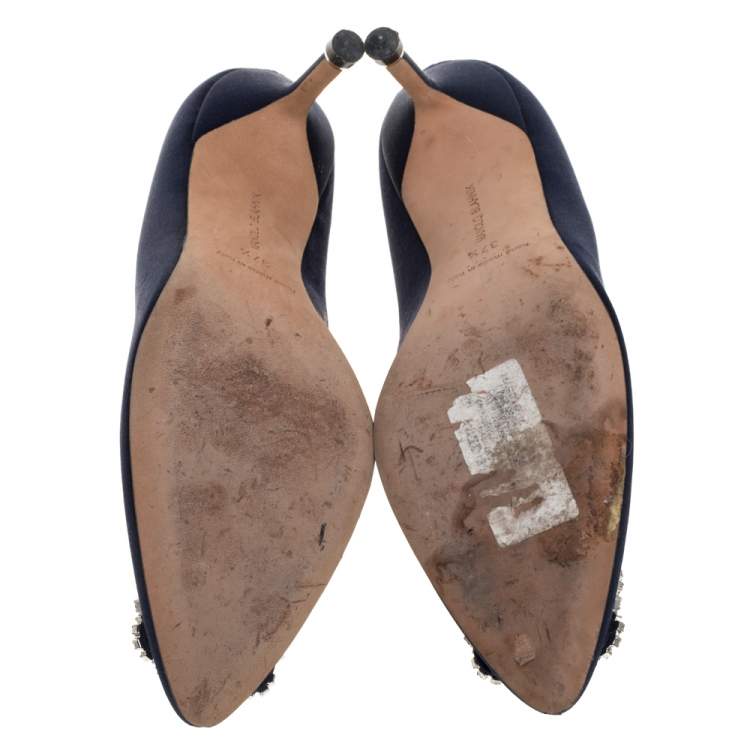 Pre Owned Manolo Blahnik Blue Satin Hangisi Pumps Size 37.5