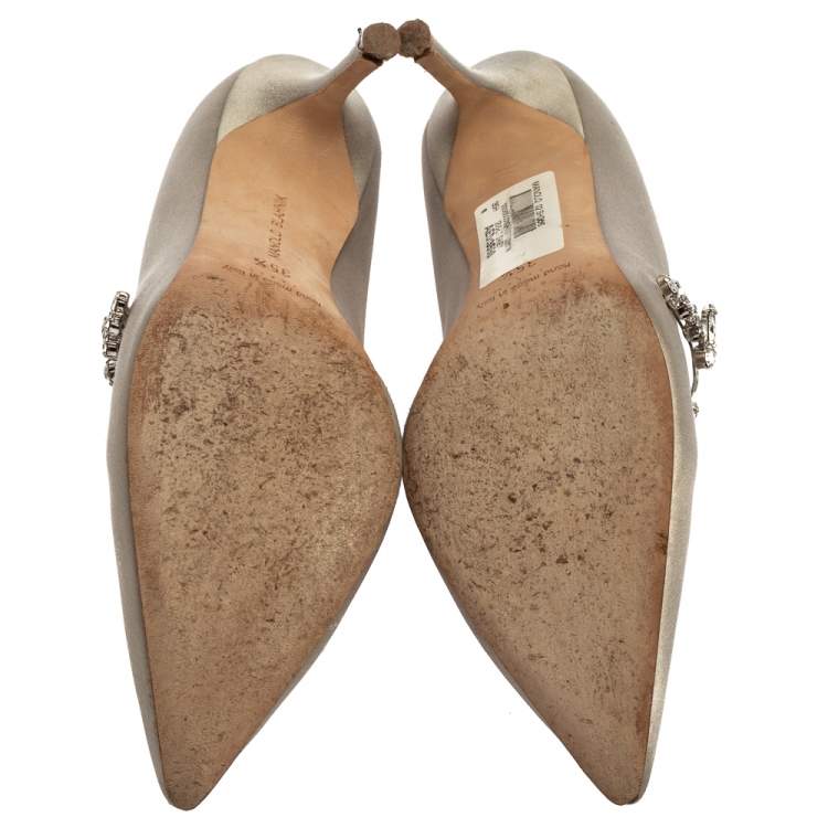 Pre Owned Manolo Blahnik Grey Satin Shufti Jewel Embellished Pumps Size 35.5