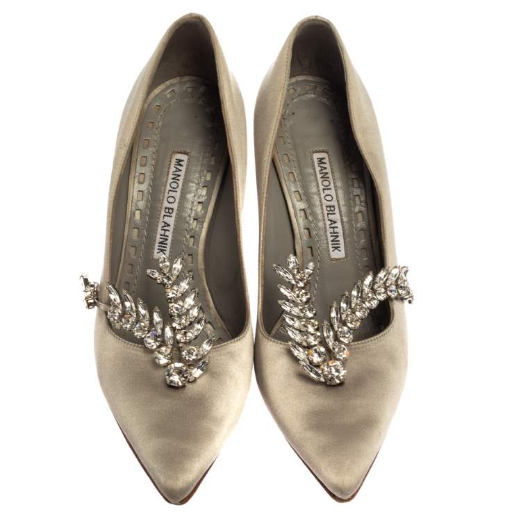 Pre Owned Manolo Blahnik Grey Satin Shufti Jewel Embellished Pumps Size 35.5