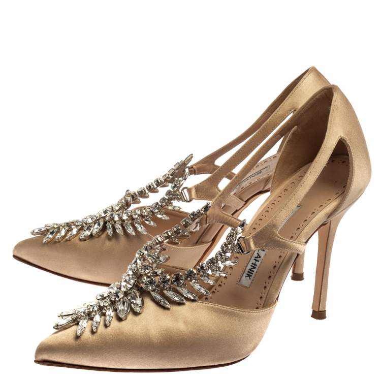 Pre Owned Manolo Blahnik Beige Satin Lala Crystal-Embellished Pumps Size 36