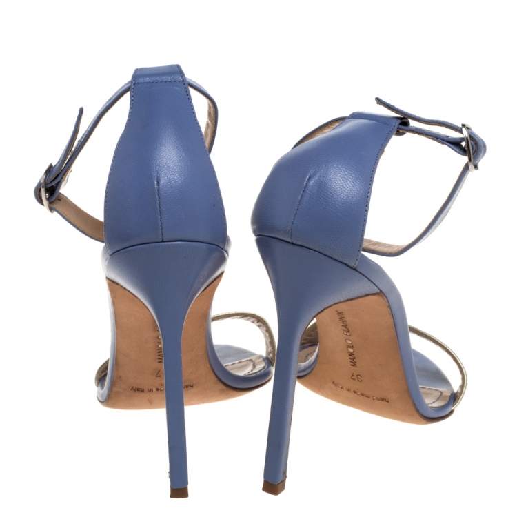 مملوكة مسبقًا Manolo Blahnik Blue/Gold Leather Ankle Strap Sandals Size 37