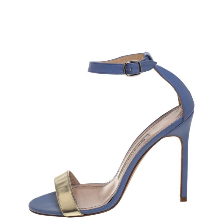 مملوكة مسبقًا Manolo Blahnik Blue/Gold Leather Ankle Strap Sandals Size 37