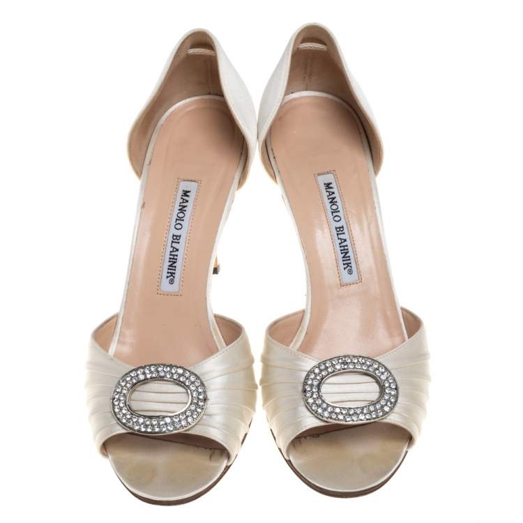 Pre Owned Manolo Blahnik White Satin Sedaraby  Pumps Size 39