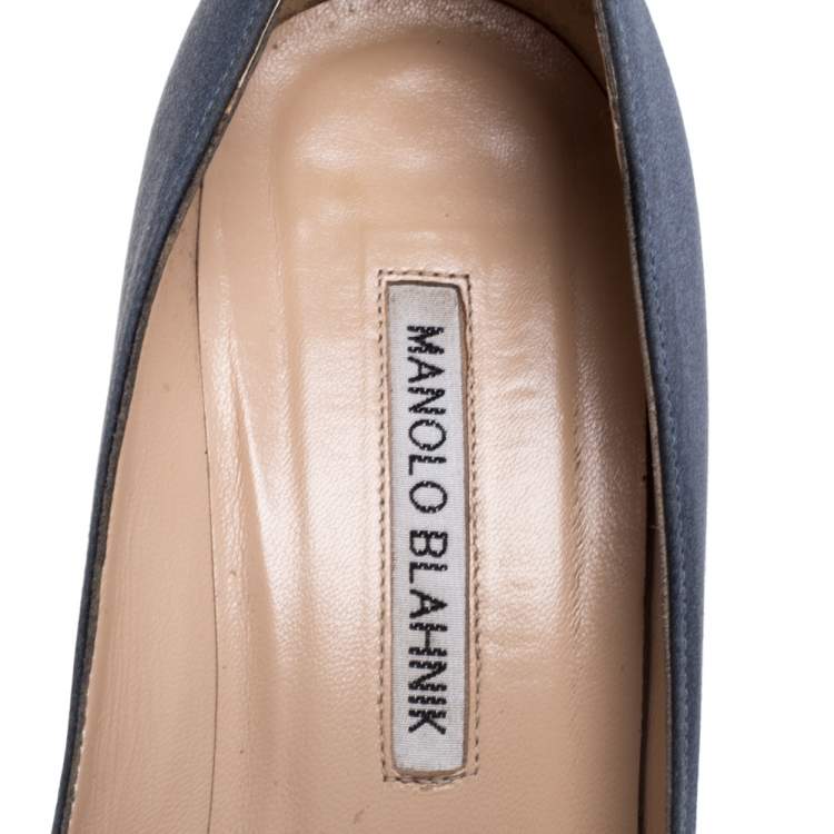 Pre Owned Manolo Blahnik Grey Satin Hangisi Pumps Size 38