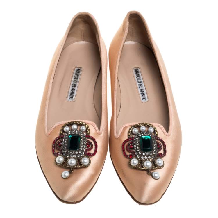 Pre Owned Manolo Blahnik Beige Satin Hangisi Crystal Embellished Ballet Flats Size 35