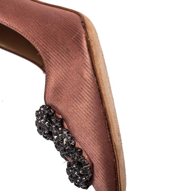 Pre Owned Manolo Blahnik Pink Satin Hangisi Crystal Embellished Pointed Toe Pumps Size 37