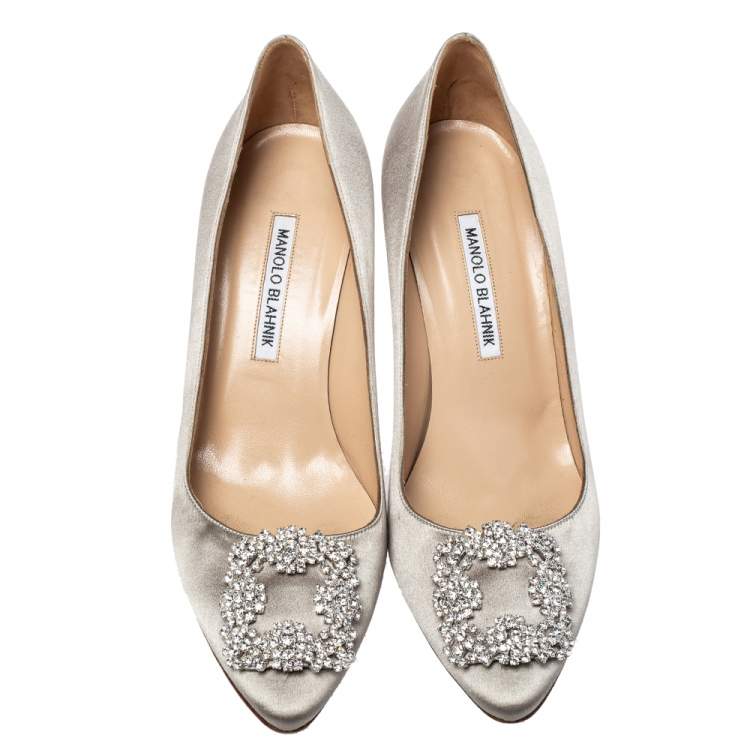 Pre Owned Manolo Blahnik Grey Satin Hangisi Pumps Size 39