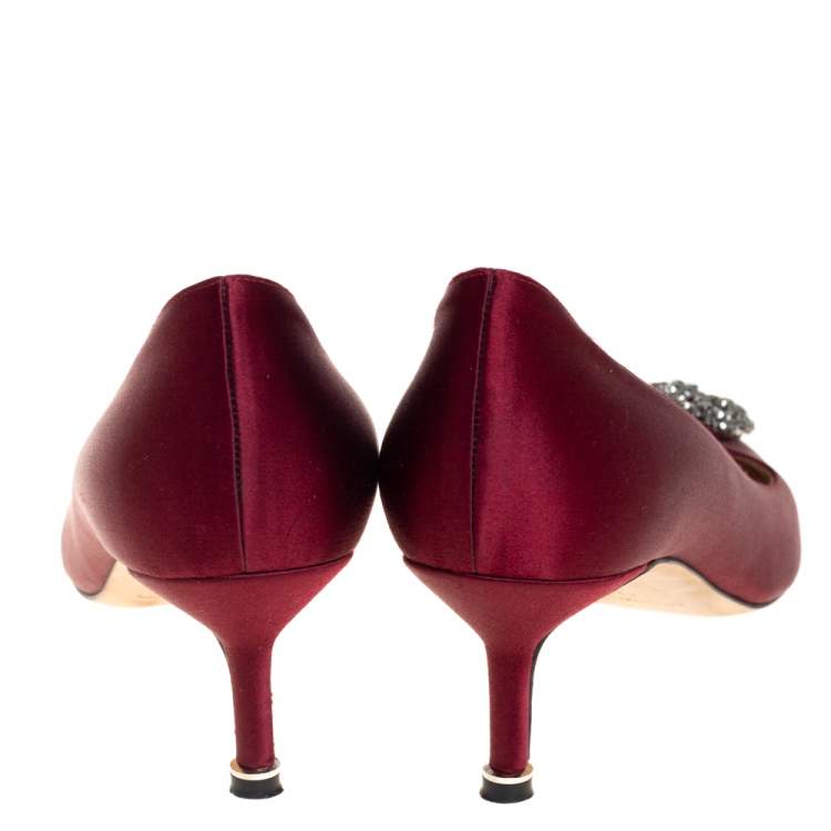 Pre Owned Manolo Blahnik Maroon Satin Hangisi Crystal Embellished Pointed Toe Pumps Size 37.5