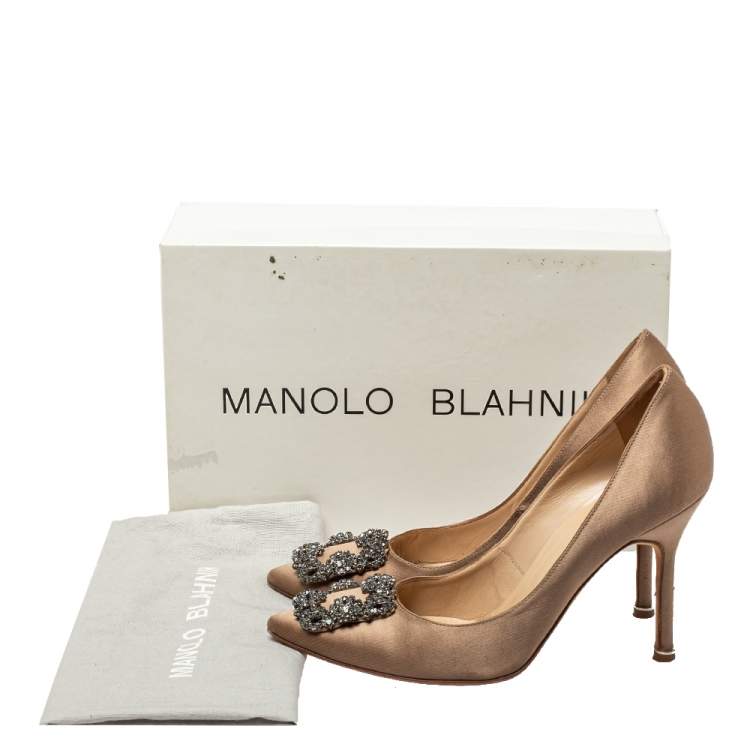Pre Owned Manolo Blahnik Beige Satin Hangisi Pumps Size 37.5