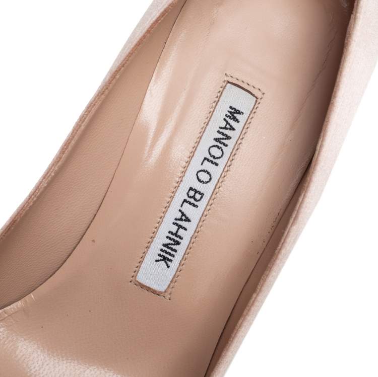 Pre Owned Manolo Blahnik Beige Satin Hangisi Embellished Pointed Toe Pumps Size 36.5