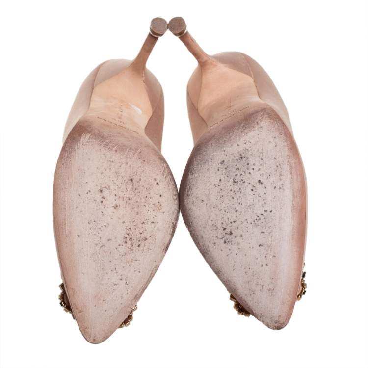 Pre Owned Manolo Blahnik Beige Satin Hangisi Embellished Pointed Toe Pumps Size 36.5