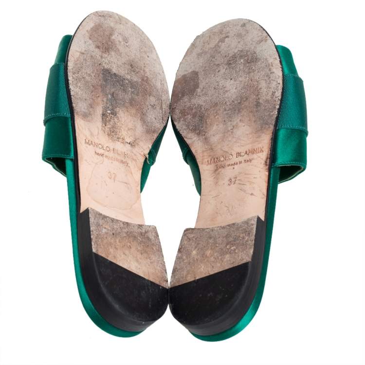 Pre Owned Manolo Blahnik Green Satin Crystal Martamod Flat Sandals size 37