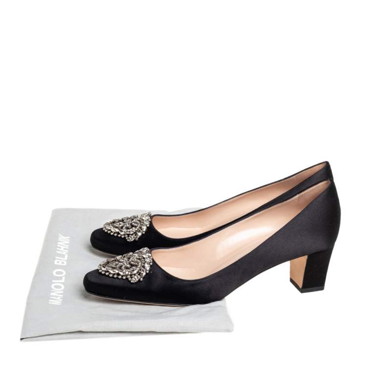 Pre Owned Manolo Blahnik Black Satin Okkato Pumps Size 36.5